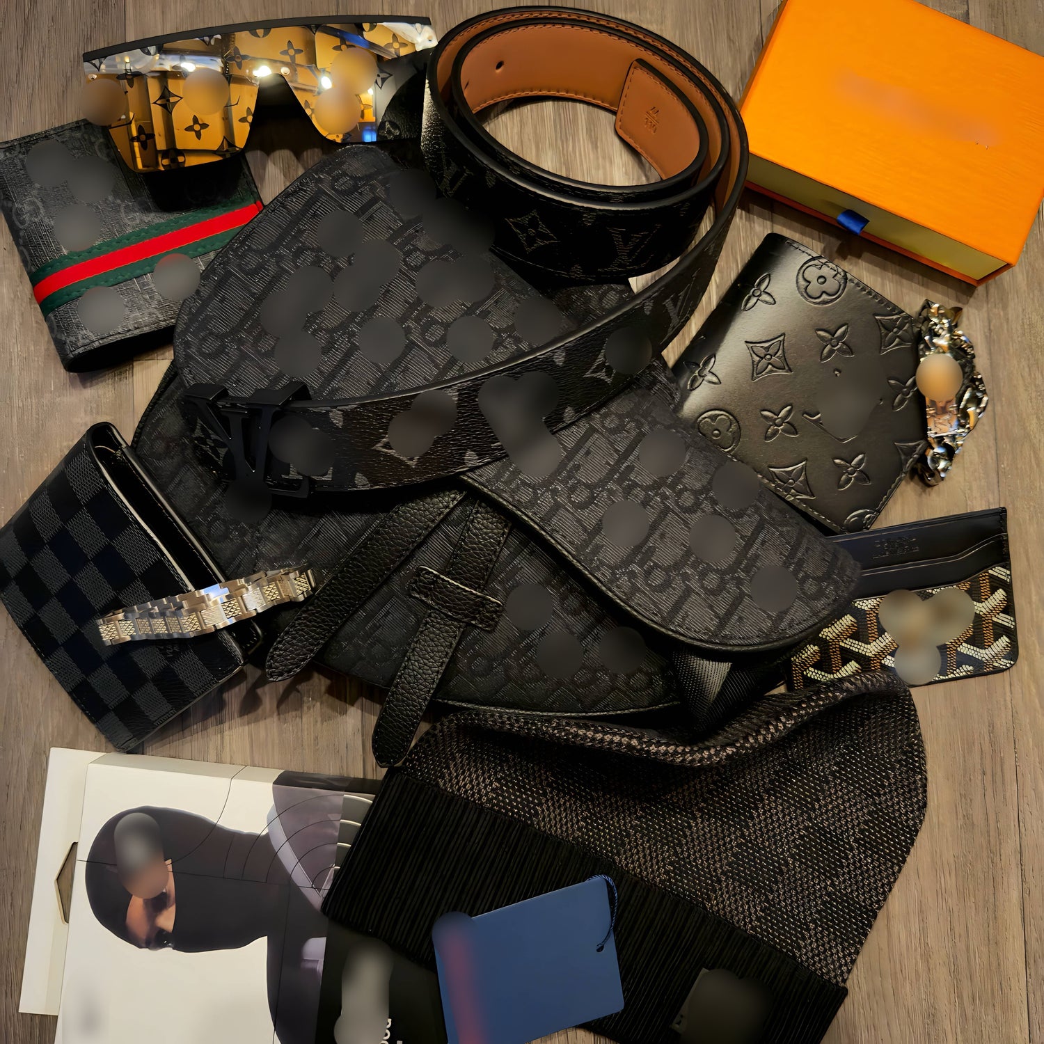 ACCESSORIES