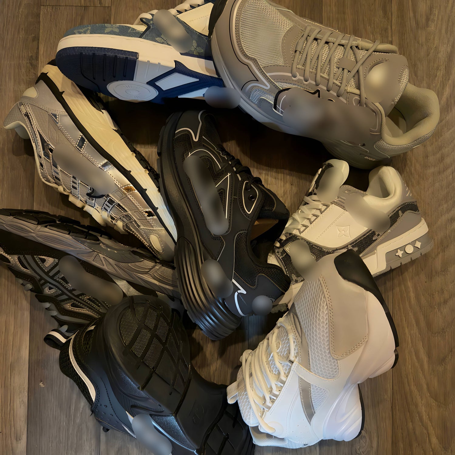 SHOES