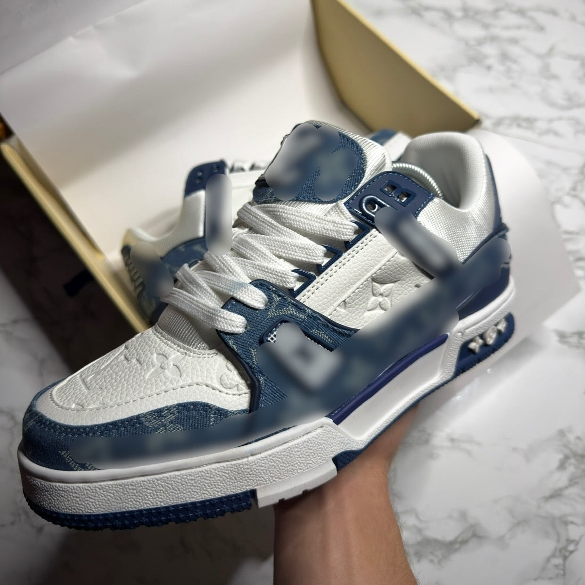 Lvee trainer