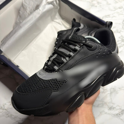 B2 trainers