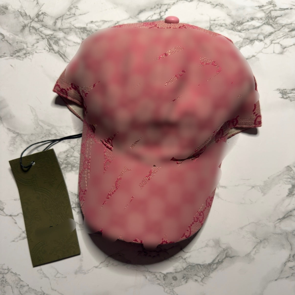 Caps