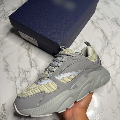 B2 trainers