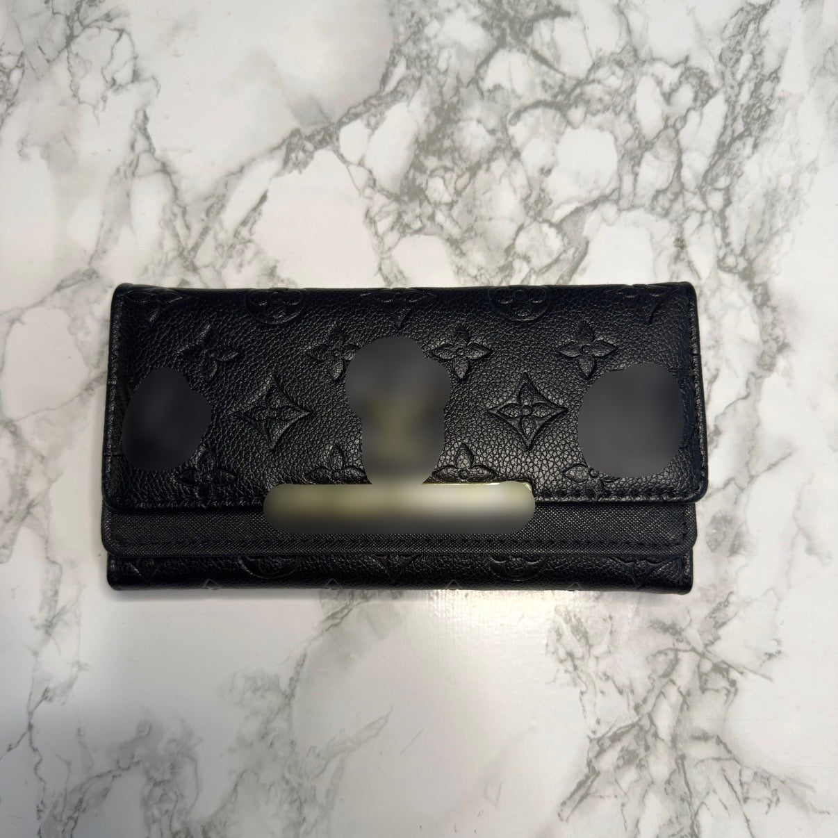 LVS purse